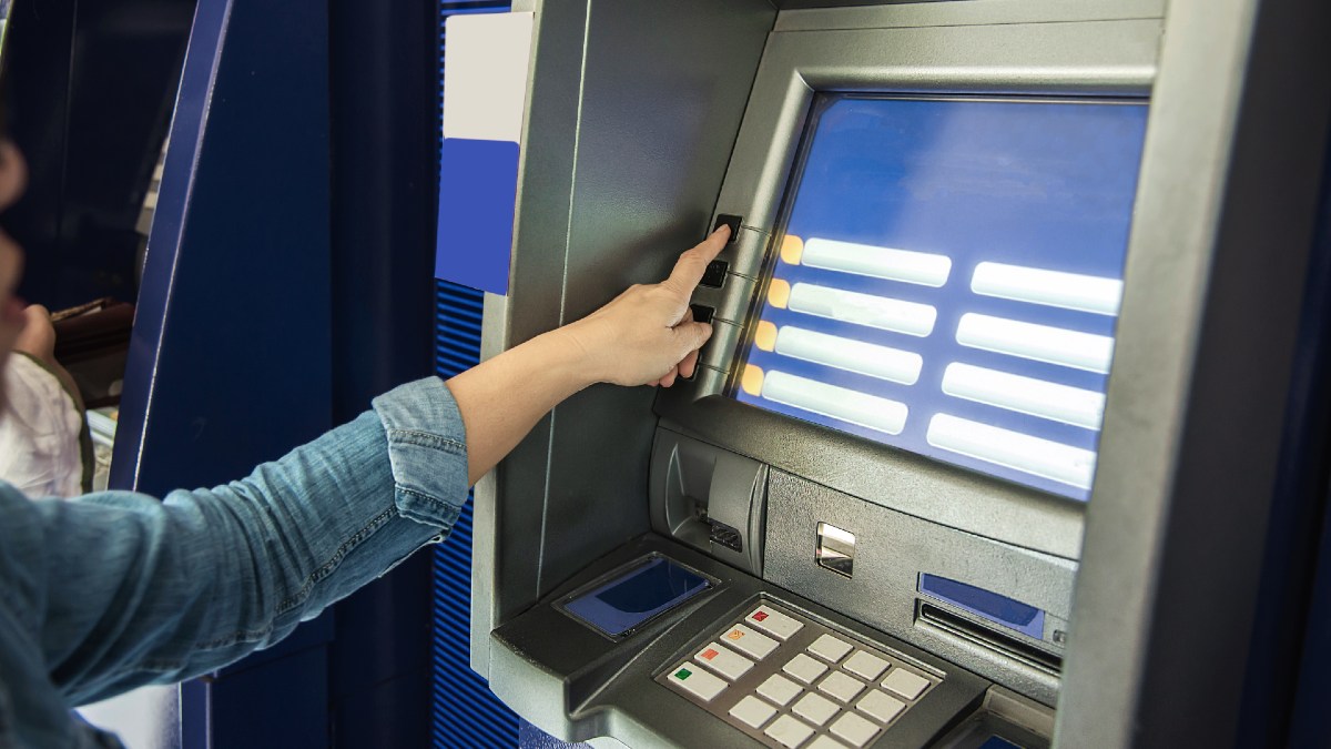 atm-jcomp-freepik.jpg